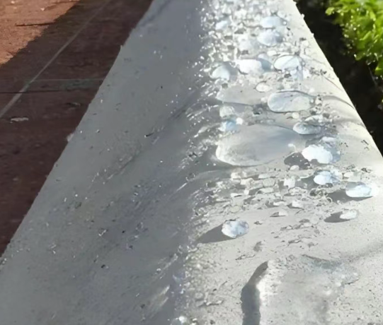 金湖硅烷浸渍涂料在混凝土保护中的应用